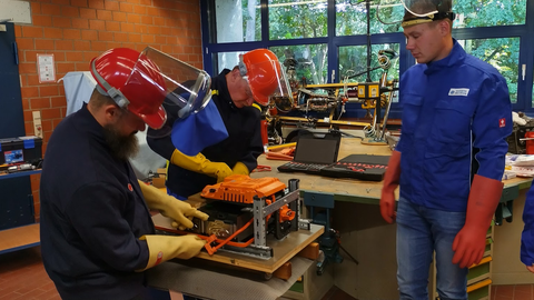 KFZ: Hochvolt Stufe 3