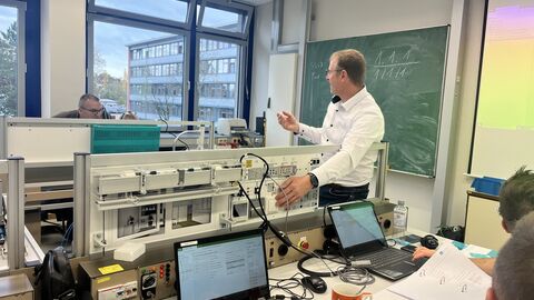 Gebäudesystemtechnik mit KNX - Grundlagen Schulungsraum KNX