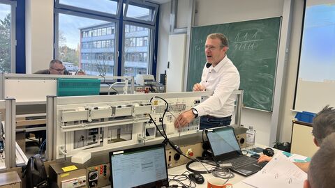 Gebäudesystemtechnik mit KNX - Grundlagen Schulungsraum KNX