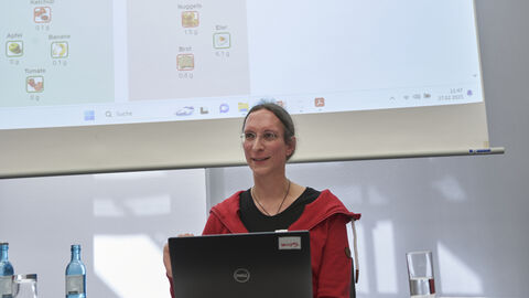 Referentin Frau Diewald Referentin Frau Diewald